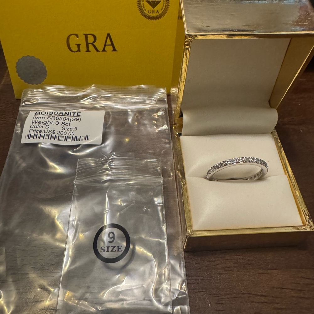 Silver Moissanite Ring with Stones with GRA - Picture 2 of 3